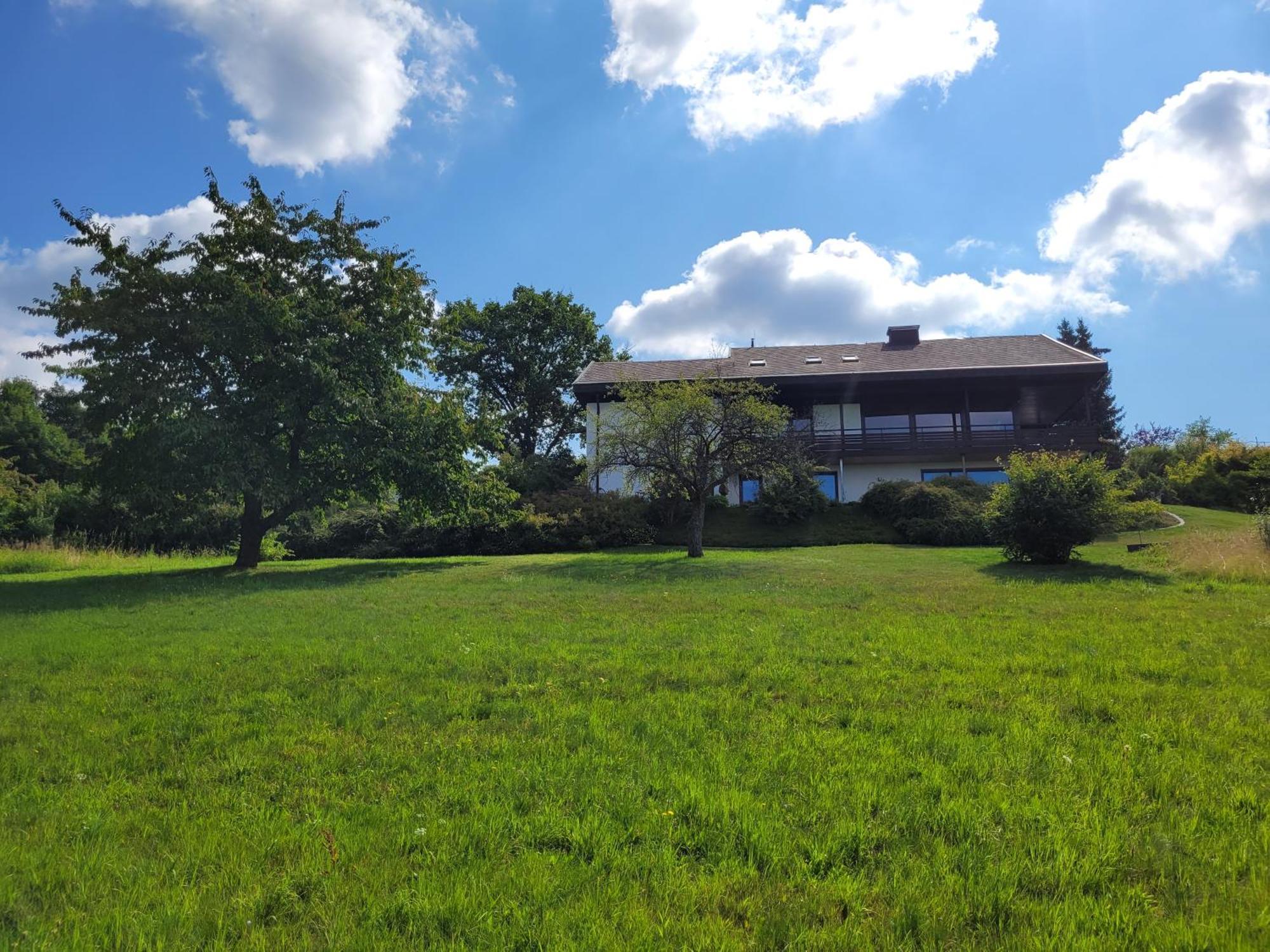 Komfort-Ferienwohnung Auf Der Eulenburg Grafengehaig Exterior photo